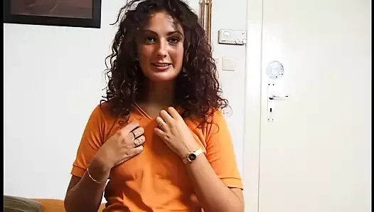 karina tatlı hourtin kendisi yapar