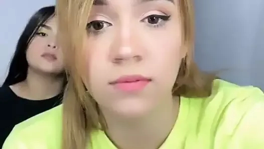 twerking yaparken ateşli Latin götüne