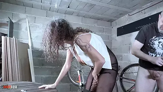 anal sikiş içinde the garage ile mavi burburita bir fıskırtıyoring ispanyolca milf