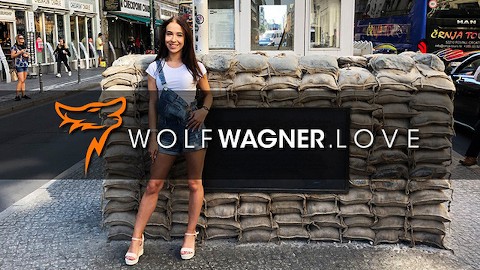 18 yaşında Esmer NATA OCEAN Turist Gezisinde KURT WAGNER wolfwagner.aşk