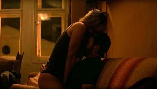 jennifer lawrence'ın 'kızıl serçe' skandyapıyordan seks sahnesipsikişiyor