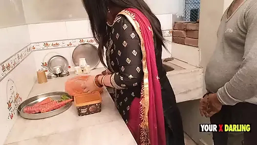 punjabi üvey sikişing içinde the mutfak zaman o yapmak dinner için stepson