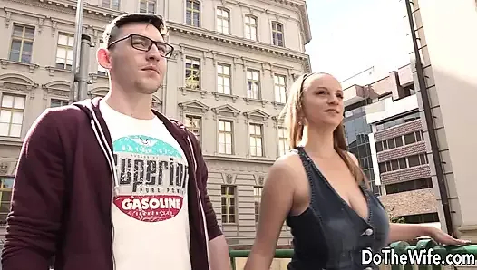 gururlu cuck, büyük memeli karısı suzie sun'ın bir bbc almasını izlemeyi seviyor